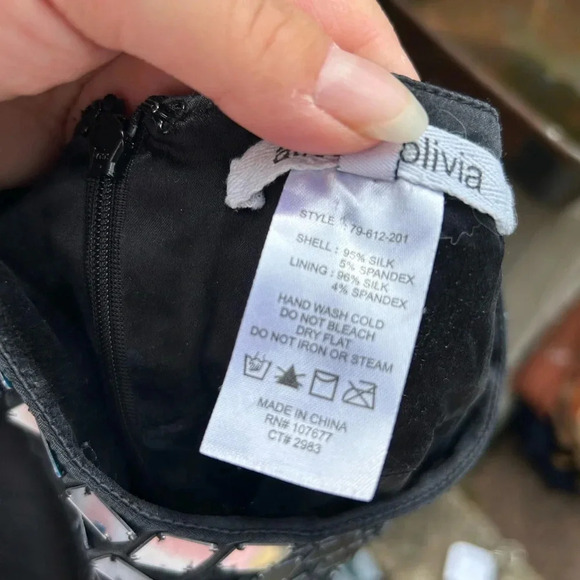 ALICE + OLIVIA MIRROR LINED SILK DRESS - Picture 4 of 5